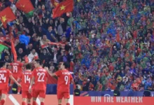 Jas Hujan lalu Loyalitas Penggemar Vietnam pada Piala AFF 2024