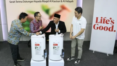 LG Berbagi Kenyamanan Ibadah Ramadan dengan Donasi Dehumidifier Modern