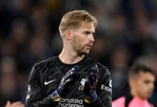 Liverpool resmi lepas kiper Caoimhin Kelleher ke Brentford