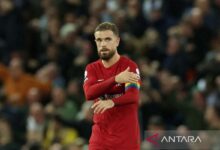 Jordan Henderson resmi menjadi pemain baru Brentford