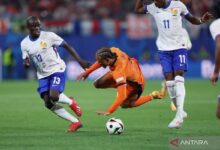 Bayern Muenchen diyakini berminat rekrut Xavi Simons dari RB Leipzig