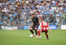 regu klub Napoli tutup pramusim dengan kemenangan 2-1 menghadapi Olympiakos