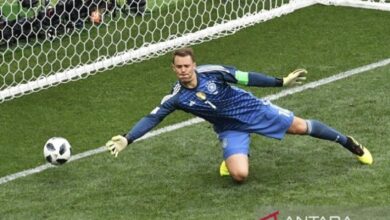 Neuer resmi perpanjangan kontrak bersatu Bayern Muenchen hingga 2026