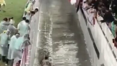 Buntut Mierza Jatuh ke Parit, Nova Arianto Ingatkan Timnas Indonesia U-17 Tidak Selebrasi Berlebihan
