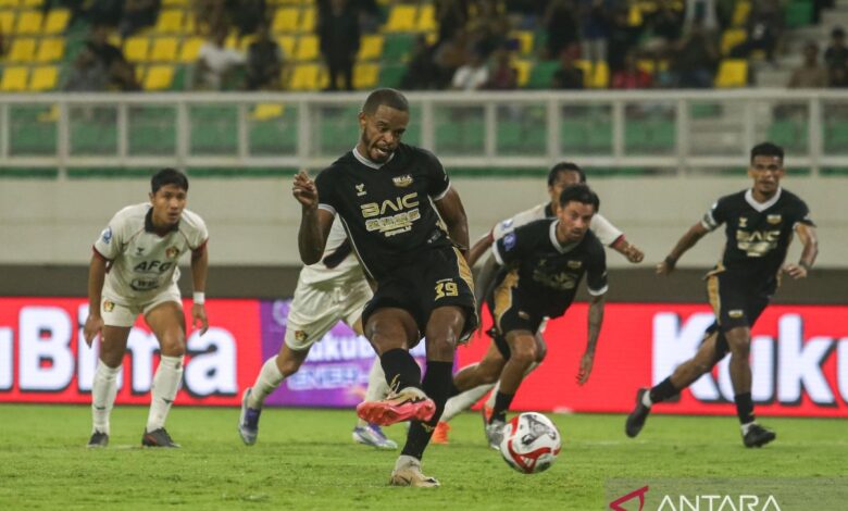 Laga Dewa United kontra Persija akan dijalankan tanpa peluncuran penonton