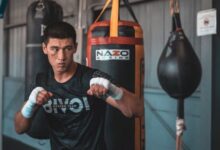 Dmitry Bivol Pulih dari Operasi Punggung, Absen 6-8 Minggu: Apa Artinya bagi Kariernya