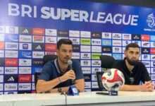 Kenapa Hokky Caraka Cuma Diparkir Saat Persita Bentrok Persija Jakarta?