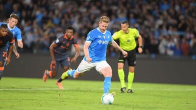 kelompok tim Napoli kembali ke puncak klasemen setelahnya menang 3-1 lawan Inter Milan