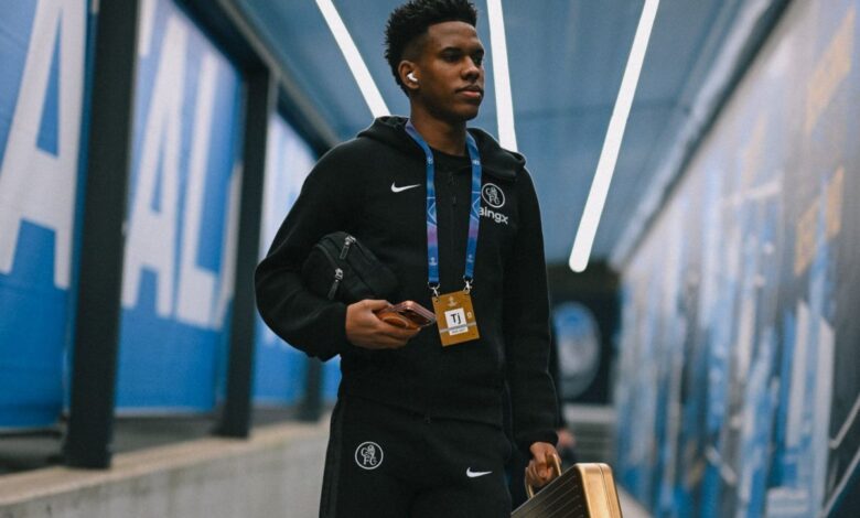 Estevao cedera, absen lawan Newcastle