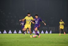 Muhamad Firly bawa Persik paksa Persib seri 1-1