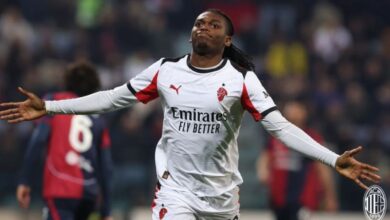 Leao antar AC Milan kembali ke puncak klasemen