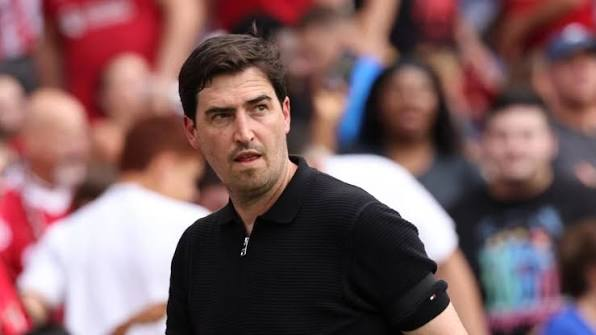 Andoni Iraola mengemban misi besar setelah ditunjuk sebagai pelatih baru Liverpool menggantikan Arne Slot. Tantangan itu muncul usai The Reds gagal mempertahankan gelar Premier League dan hanya finis di peringkat kelima musim lalu.