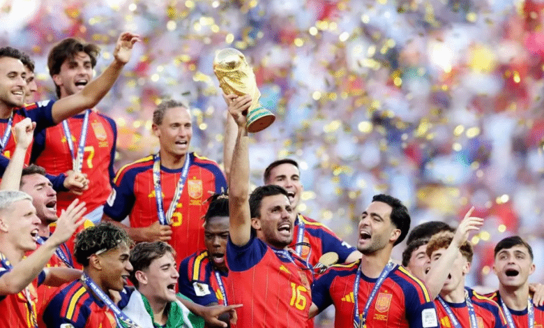 UEFA resmi memutuskan akan memboikot seluruh kompetisi FIFA apabila rencana penjualan kepemilikan Piala Dunia kepada investor swasta tetap diteruskan. Keputusan tersebut diambil dalam rapat darurat yang digelar pada Kamis.