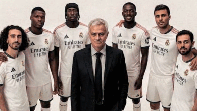 Real Madrid belum menghentikan pergerakannya di bursa transfer musim panas. Setelah berhasil mendapatkan Ibrahima Konate, pelatih Jose Mourinho masih menginginkan satu bek tengah lagi untuk memperkuat lini pertahanan.